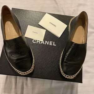 CHANEL
Lambskin CC Espadrilles 38 Black